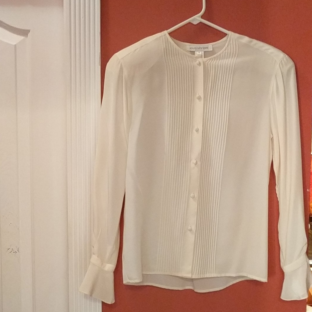 Ladies poet blouse